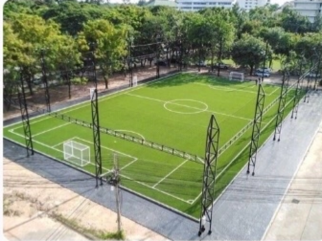 Quadra de futebol
Vc encontrou o Pedro, ele fez um gol e piscou pra vc