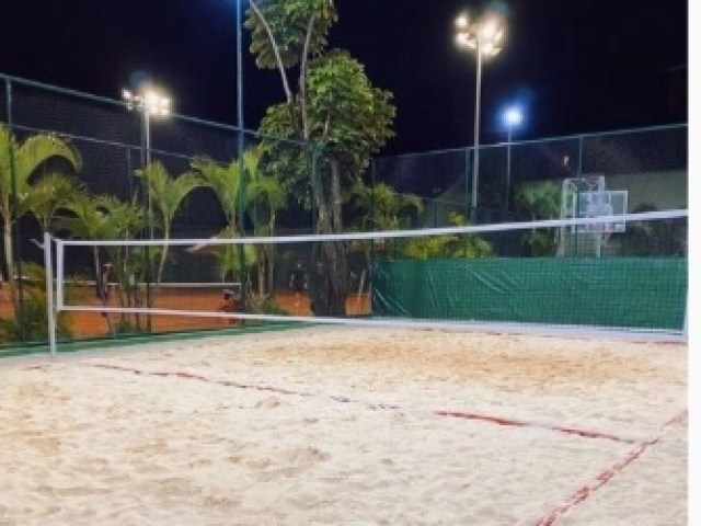Quadra de vôlei
Vc encontrou o Gabriel
Ele te olhou e sorriu pra vc
