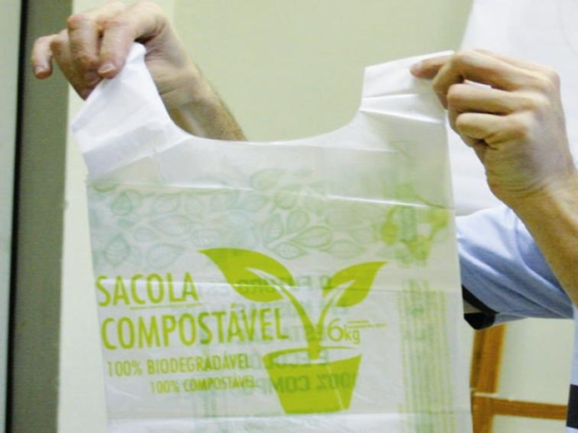 Sacola compostável