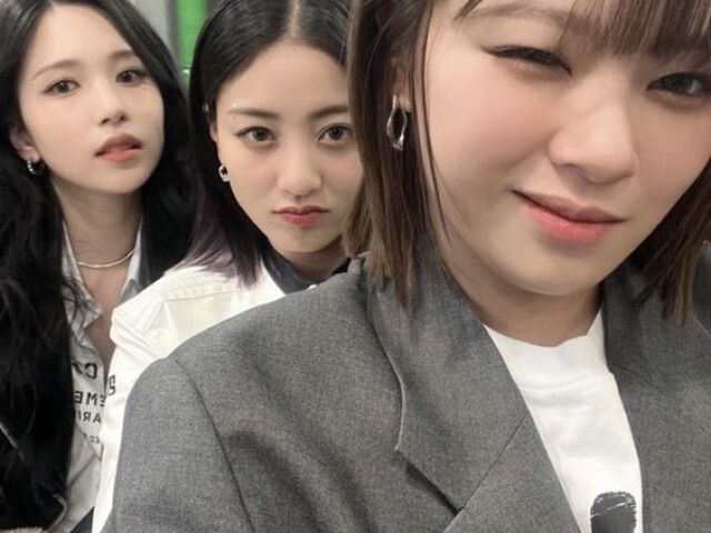 jeongyeon, mina e jihyo.