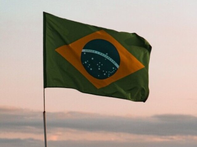 Nenhum, prefiro o Brasil