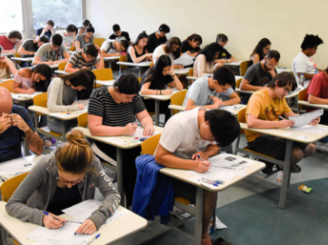 É certo que todos estudaram para realizar a avaliação.