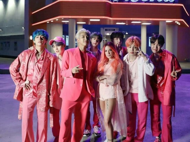 Boy With luv (feat Halsey)