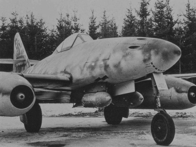 Me-262