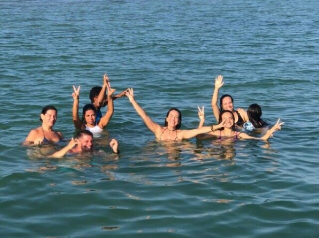 ❤com todos os seus amigos❤