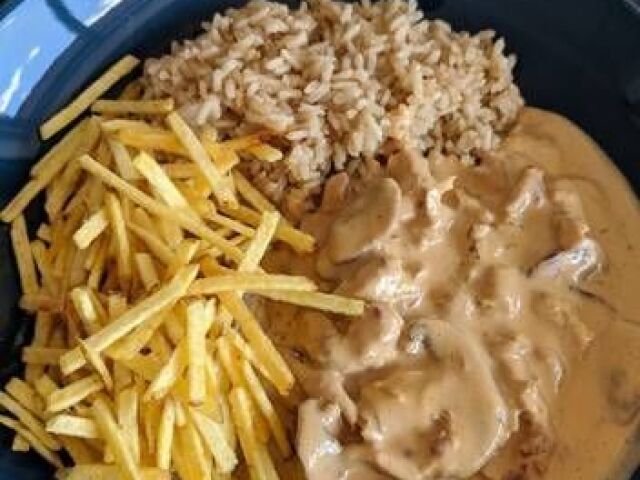 strogonoff bem, bem... slaaaa ππππ