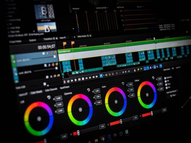 Edição de vídeo e imagem