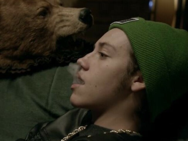 Carl Gallagher (Shameless), só faz merda e tals. Quando tá dormindo, é um amor.