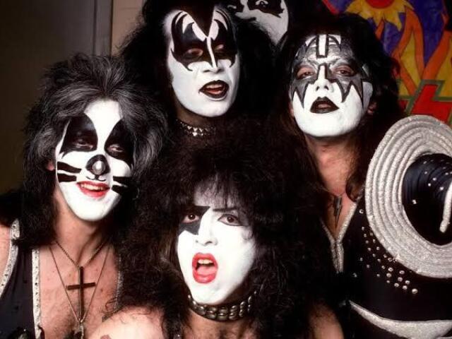 I was made for lovin' you - Kiss