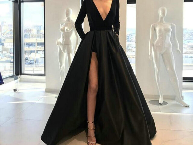 Lindoooo asmei ( Obs : esse vestido é meio sexy n é? )