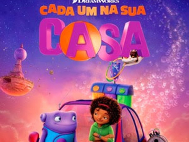 CADA UM NA SUA CASA