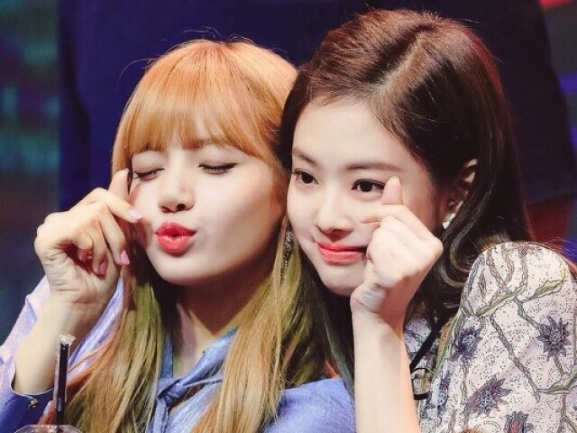 Jenlisa(Jennie+Lisa)