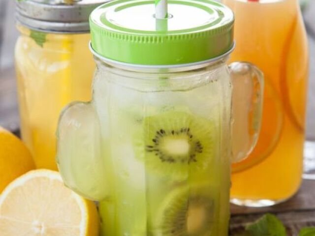 SUCO DE FRUTA