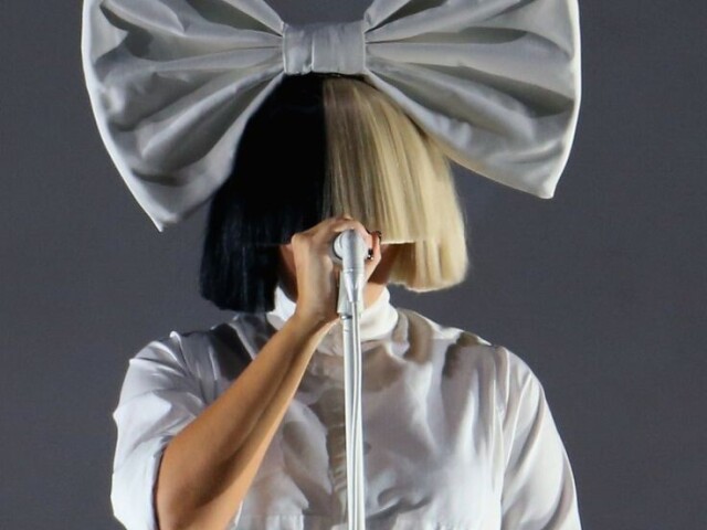 Sia ★