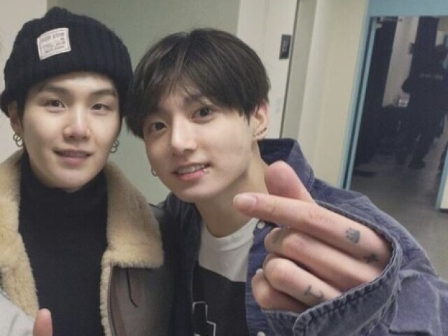 Suga e JungKook