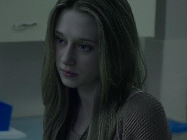 violet harmon.