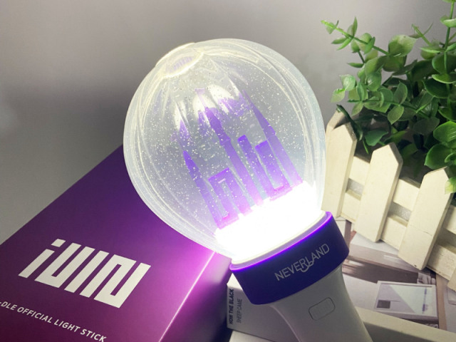 Lighstick-g idle