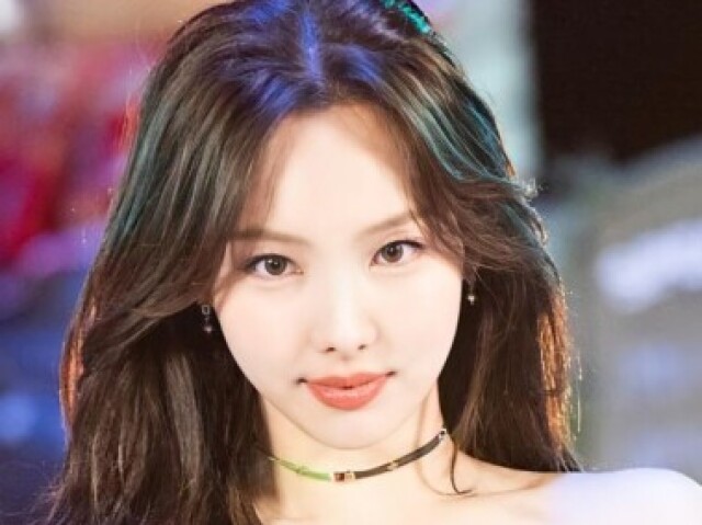 É a Nayeon❤️