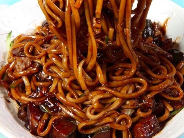 Jjajangmyeon