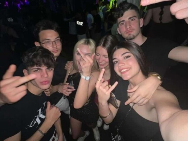 Você e seus amigos (Nanda, você, Raquel, Pedro, Pietro e Pablo)