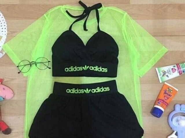 Conjunto neon feminino