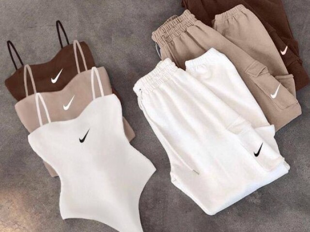 Conjunto neutro feminino