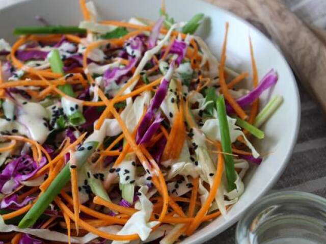 Salada de repolho e cenoura