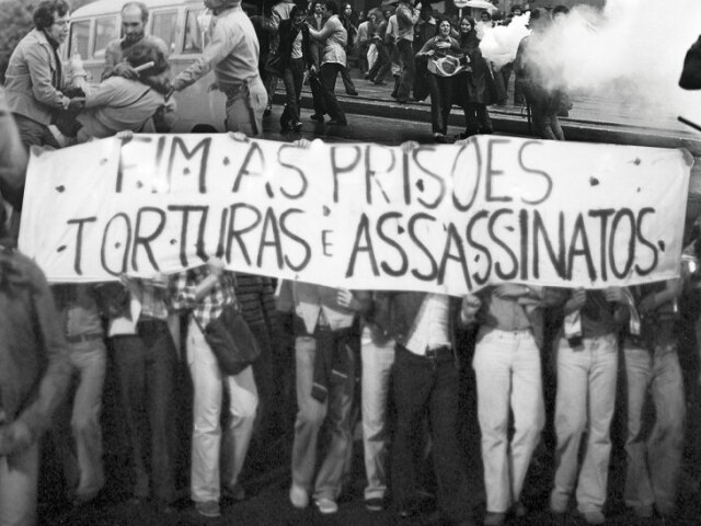 Protesto contra a Ditadura Miltar