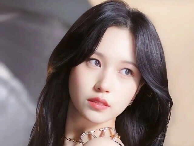 •Mina•