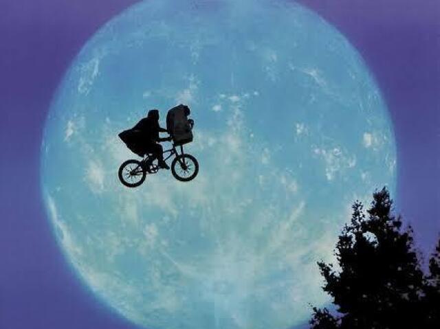 E.T. o Extraterrestre