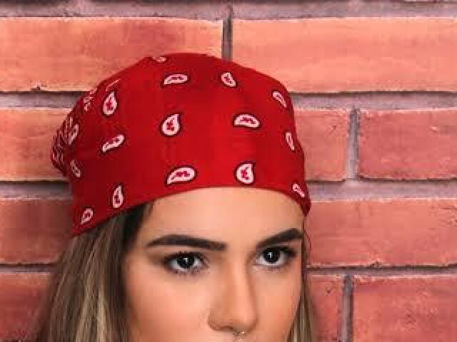 Bandana vermelha 🍎