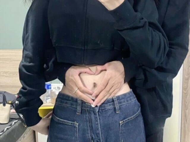 🤰🏻👩❤️👨❤️