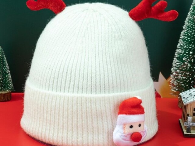 Gorro com chifre de rena e cabeça do papai noel 🎅