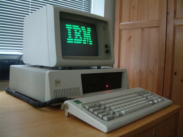 IBM PC (Personal Computer)