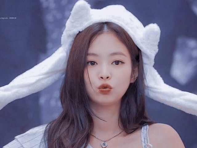 Jennie 🪐