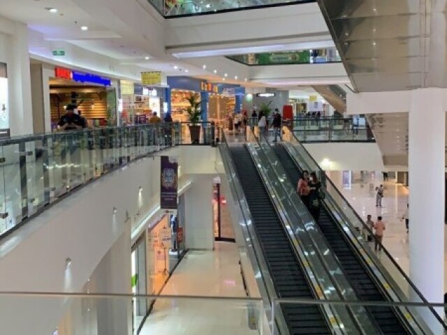 Shopping (com as amigas ou família)